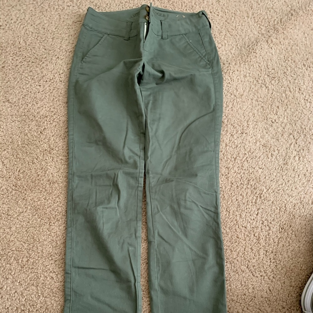 Chinos